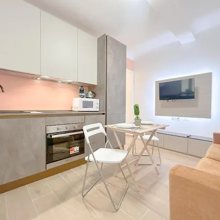Luxury Design - Free Wifii - Via Sestri Genoa
